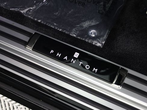 New 2026 Rolls-Royce Phantom Sedan image 33