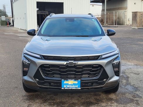 Used 2025 Chevrolet Trax ACTIV w/ Sunroof Package image 8