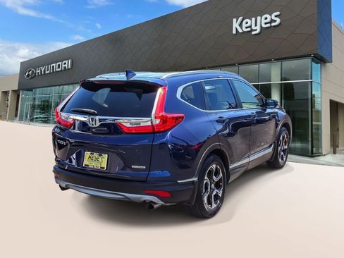 Used 2017 Honda CR-V Touring image 4