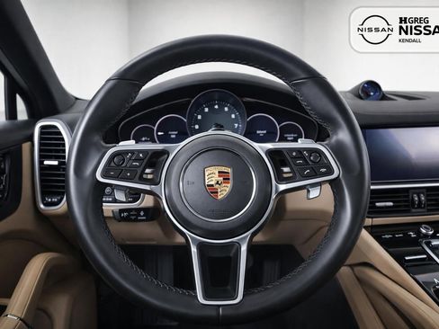 Used 2020 Porsche Cayenne AWD/4WD image 8