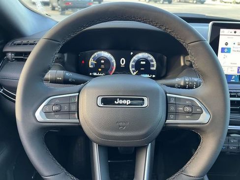 New 2026 Jeep Compass Limited w/ Sun, Sound & Navigation Group AWD/4WD image 16