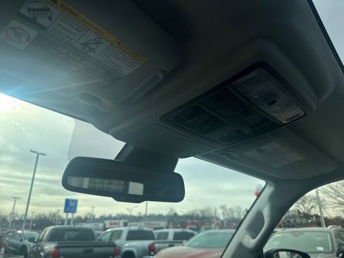 Used 2020 Toyota 4Runner Nightshade image 33