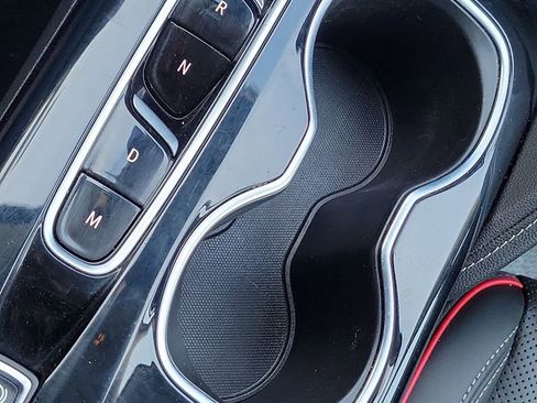 Used 2022 Buick Envision Essence w/ Sport Touring Package image 21