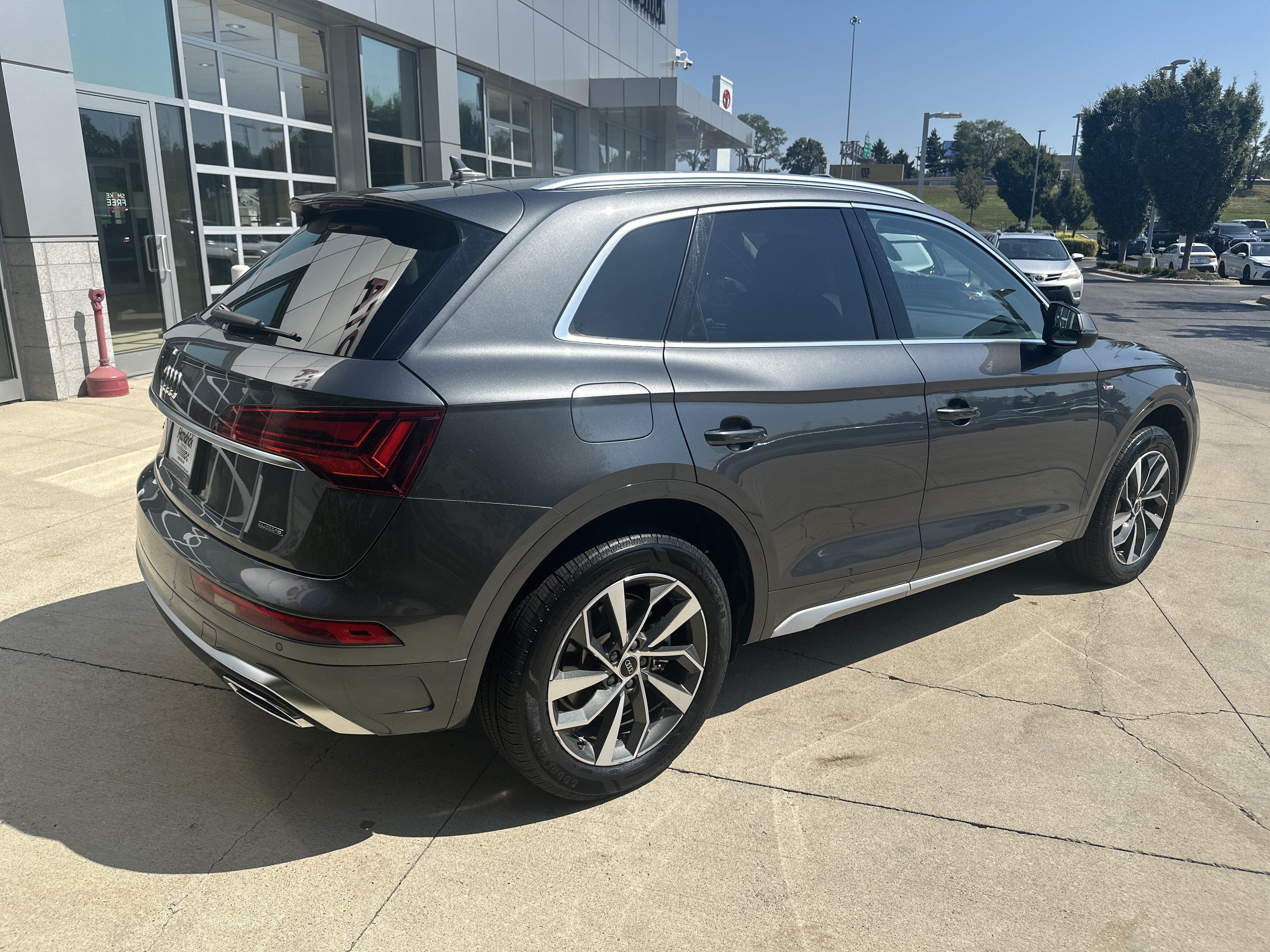 Used 2024 Audi Q5 2.0T Premium Plus AWD/4WD image 6