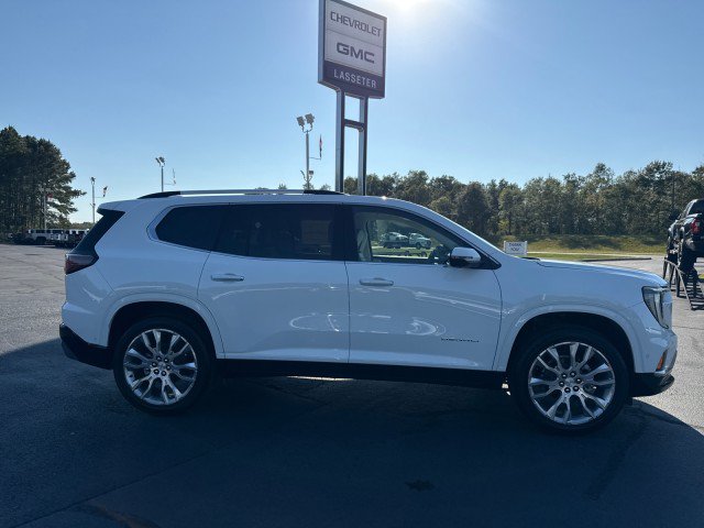 New 2027 GMC Acadia Denali FWD image 2