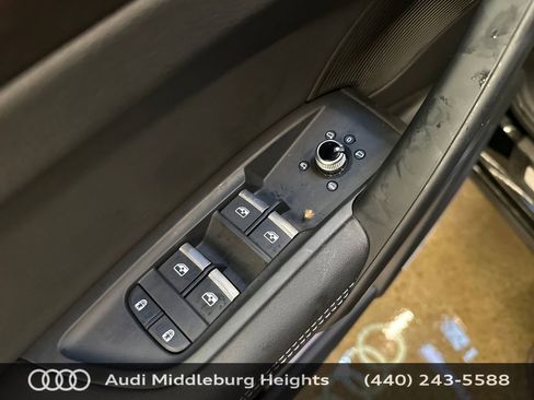 Certified 2025 Audi Q5 2.0T Premium Plus w/ Premium Plus Package image 15