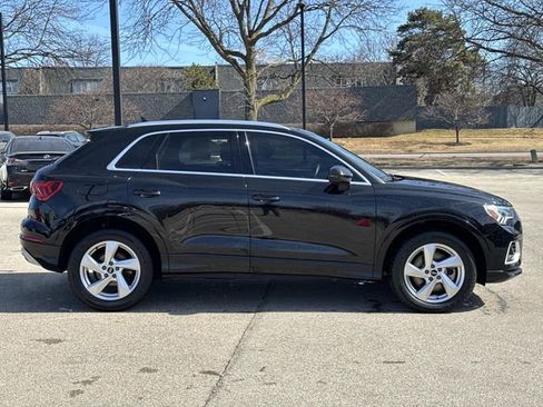 Used 2022 Audi Q3 2.0T Premium Plus image 4