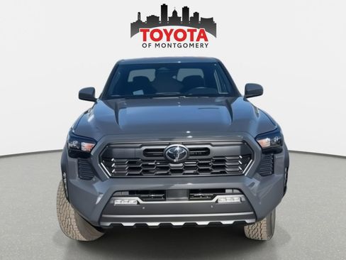 New 2025 Toyota Tacoma TRD Off-Road image 8
