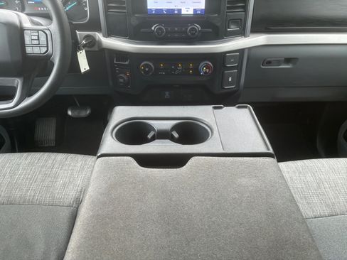 Used 2023 Ford F150 XLT image 11