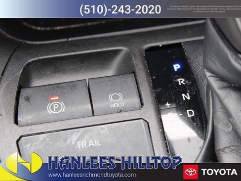 Used 2021 Toyota RAV4 XLE Premium image 24