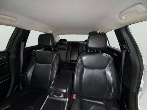 Used 2015 Chrysler 300 Limited image 19