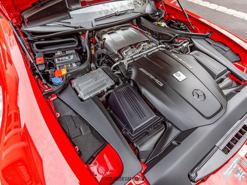 Used 2016 Mercedes-Benz AMG GT S image 16