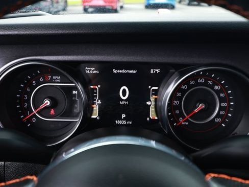 Used 2021 Jeep Gladiator Mojave AWD/4WD image 13