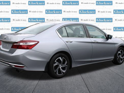 Used 2017 Honda Accord LX image 6