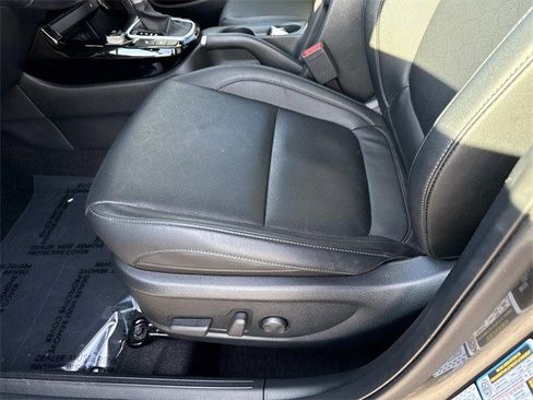 Used 2025 Kia Seltos EX w/ EX Sunroof Package image 15