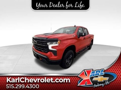 Used 2024 Chevrolet Silverado 1500 LT Trail Boss w/ LT Trail Boss Premium Package AWD/4WD image 1