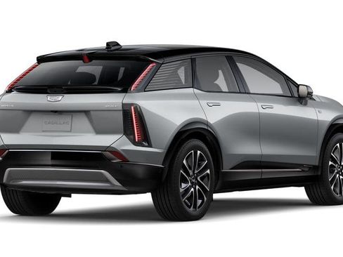 New 2026 Cadillac Optiq Sport 2 image 31