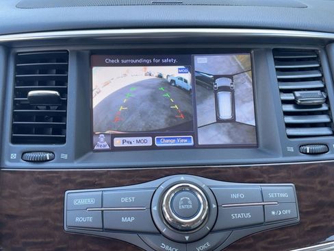 Used 2017 Nissan Armada SL image 24