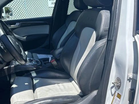 Used 2015 Audi SQ5 Prestige w/ Prestige Package AWD/4WD image 13