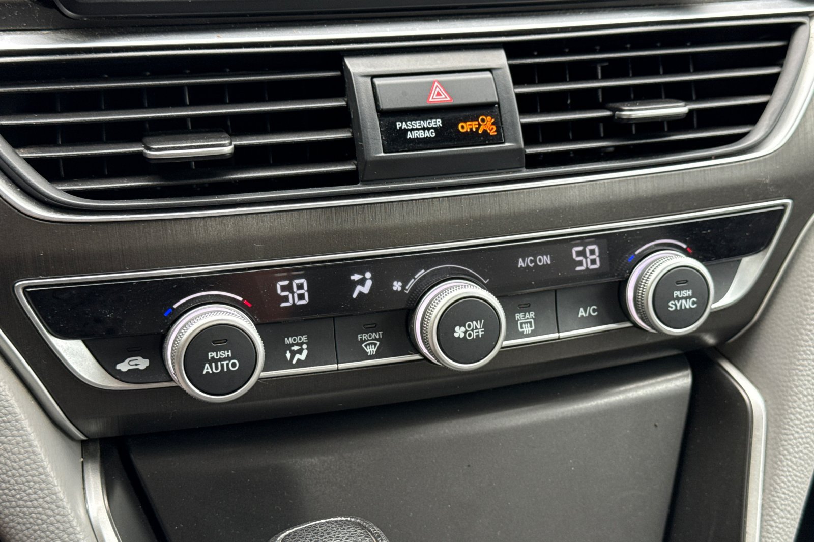 Used 2018 Honda Accord LX image 19