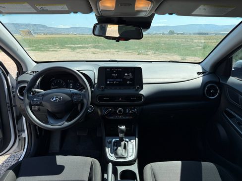 Used 2023 Hyundai Kona SEL AWD/4WD image 29