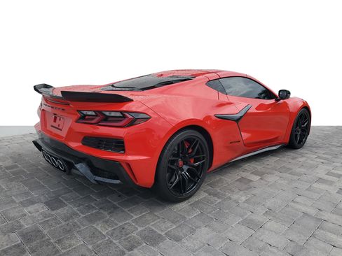 Used 2024 Chevrolet Corvette Z06 image 6