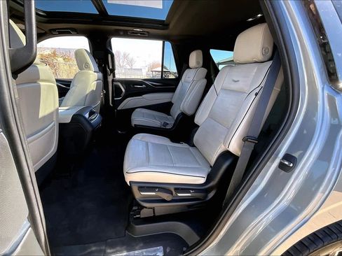 Used 2023 Cadillac Escalade Sport image 39