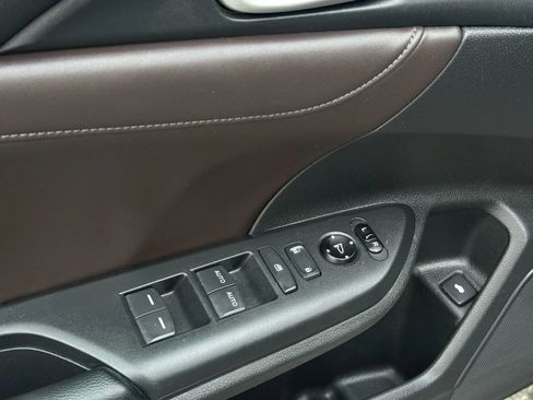 Used 2020 Honda Insight Touring image 19