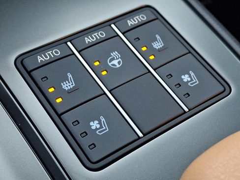 New 2026 Lexus UX 300h AWD image 16