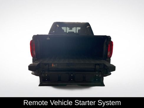 Used 2024 GMC Sierra 1500 AT4 w/ Technology Package AWD/4WD image 22