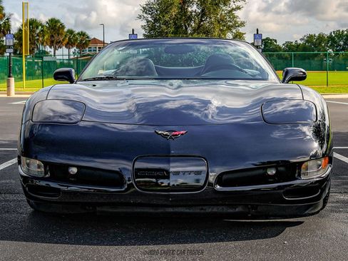 Used 1998 Chevrolet Corvette Convertible w/ Memory Pkg RWD image 13