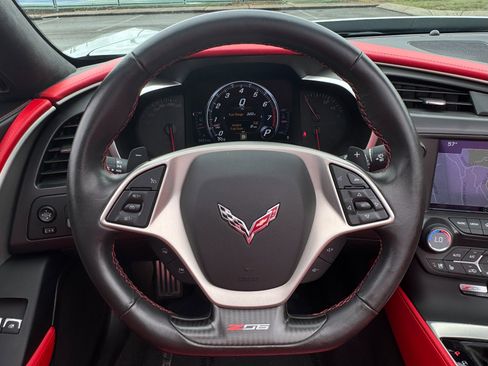 Used 2016 Chevrolet Corvette Z06 w/ 3LZ Preferred Equipment Group image 54