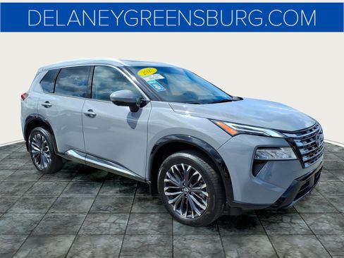 Used 2025 Nissan Rogue Platinum w/ Tech Package AWD/4WD image 1