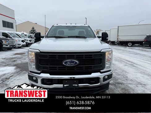 Used 2024 Ford F350 XL image 5