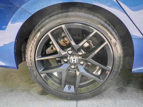 Used 2023 Honda Civic Sport image 13