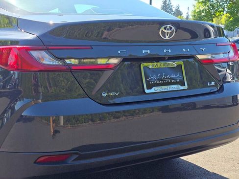 Used 2025 Toyota Camry LE FWD image 13
