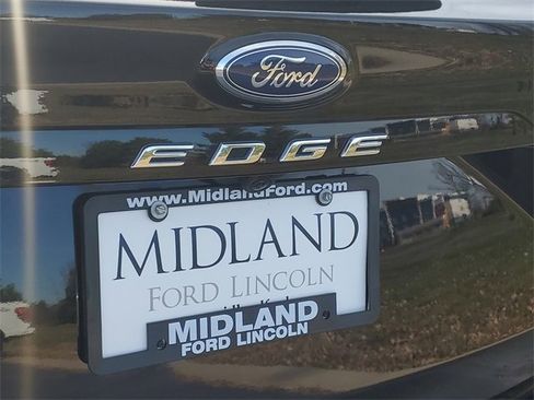 Certified 2024 Ford Edge SEL w/ Convenience Package image 8