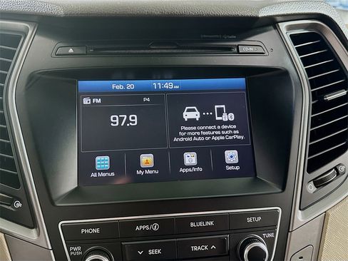 Used 2018 Hyundai Santa Fe Sport image 15