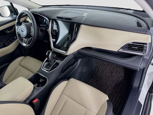 Used 2025 Subaru Outback Limited w/ Tech Package 3 AWD/4WD image 17