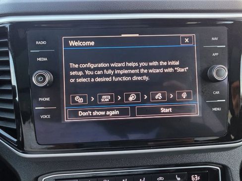 Used 2021 Volkswagen Atlas Cross Sport SEL R-Line FWD image 12