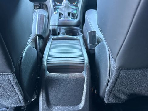 Used 2022 Buick Encore Preferred w/ Safety Package image 23