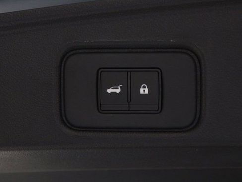 New 2026 Nissan Pathfinder Platinum w/ Cargo Package FWD image 21