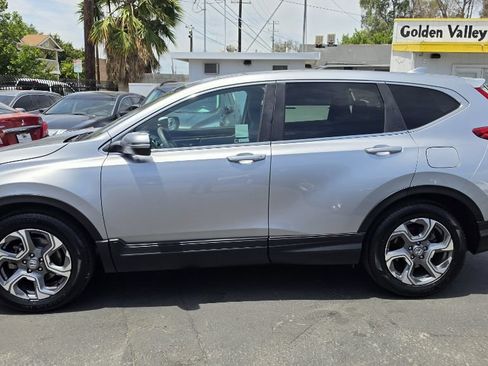 Used 2018 Honda CR-V EX image 3