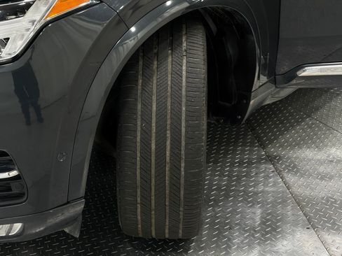 Used 2017 Volvo XC90 T6 Inscription w/ Vision Package image 38