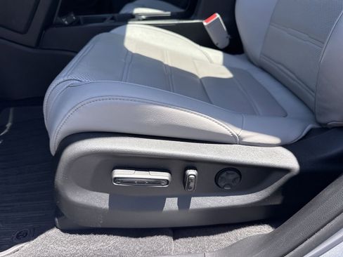 Used 2022 Honda CR-V EX-L image 19