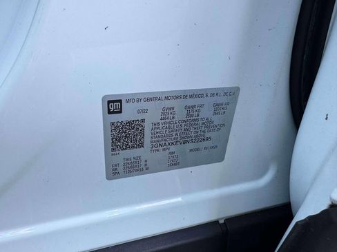 Used 2022 Chevrolet Equinox LT image 13