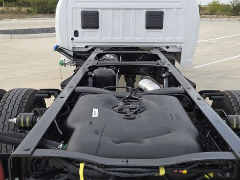 New 2026 RAM 5500 Tradesman image 21