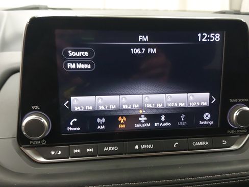 Used 2024 Nissan Rogue SV AWD/4WD image 20