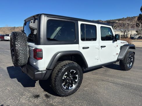 Used 2025 Jeep Wrangler Unlimited Rubicon image 7