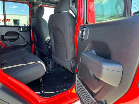 Used 2023 Jeep Wrangler Rubicon w/ LED Lighting Group image 29